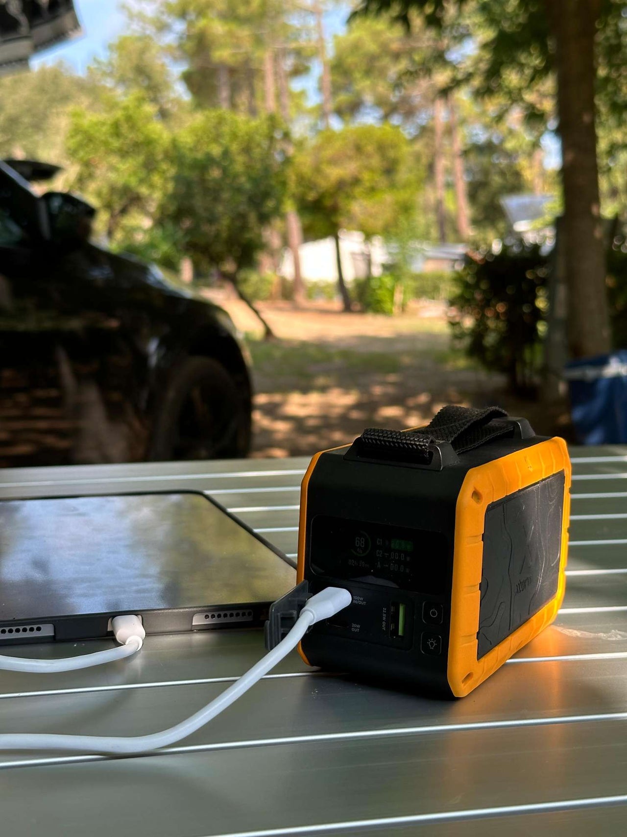 Xtorm Rugged Zaklamp Powerbank 100W - 40.000 mAh