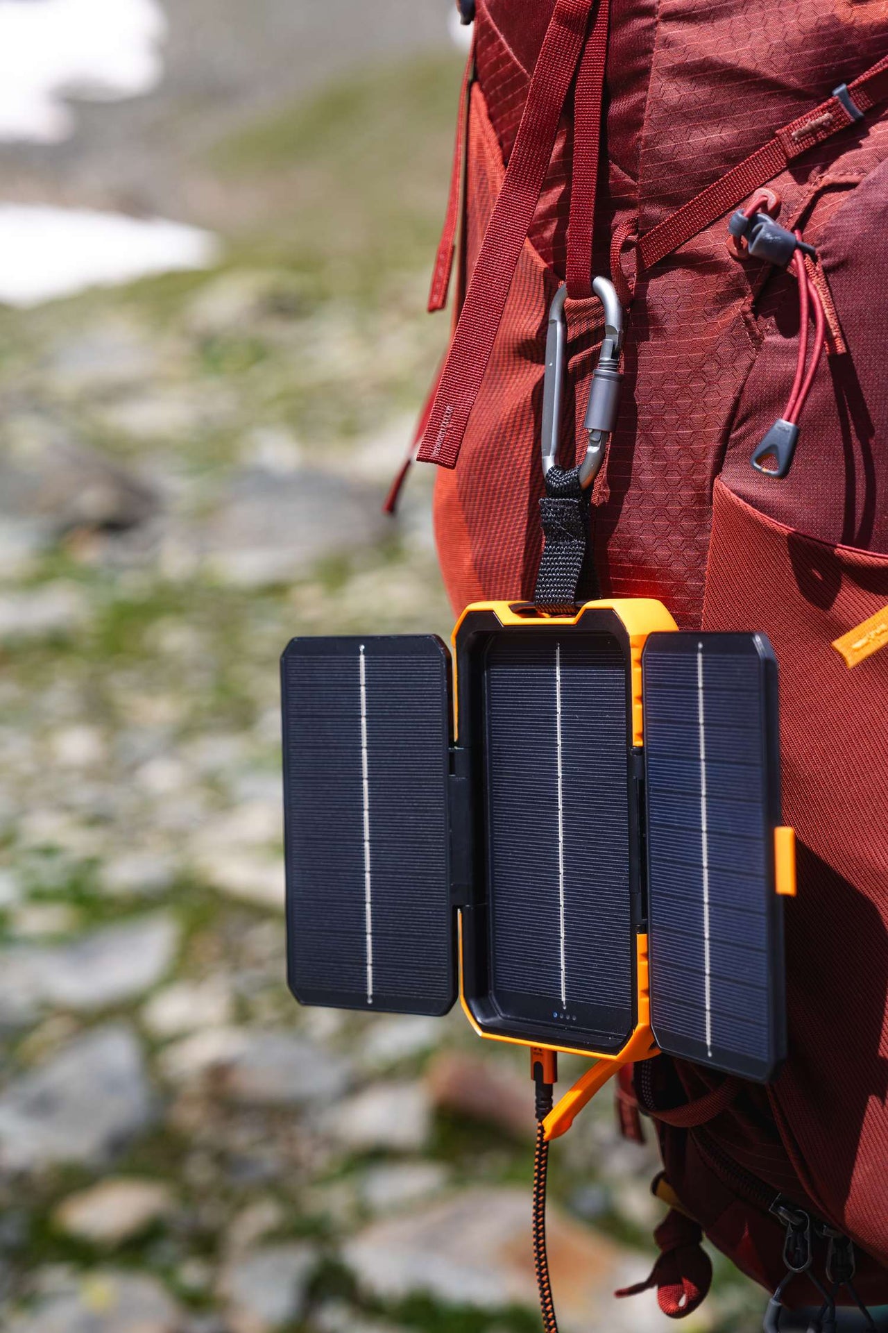 Rugged Solar Powerbank 10.000 mAh - 20W - Xtorm NL