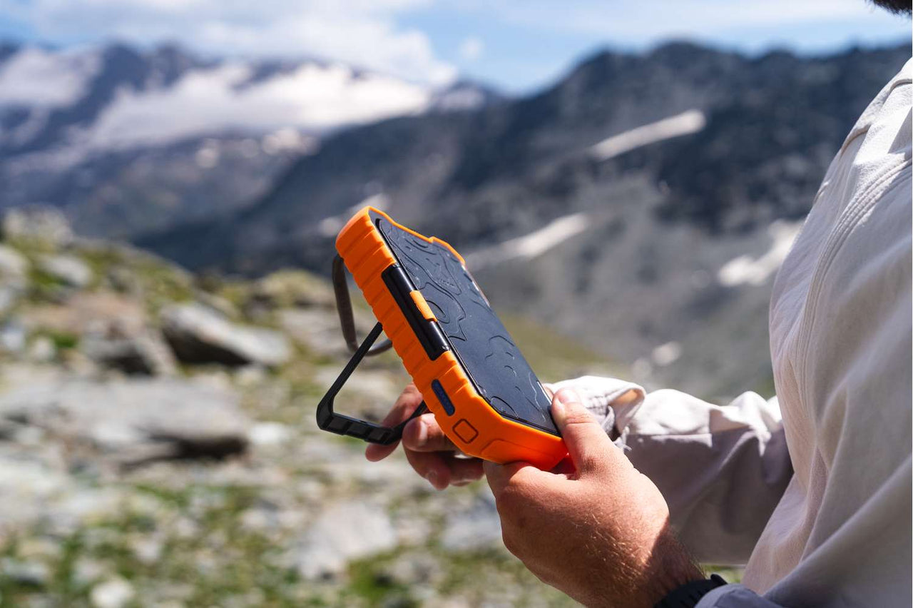 Rugged Solar Powerbank 10.000 mAh - 20W - Xtorm NL