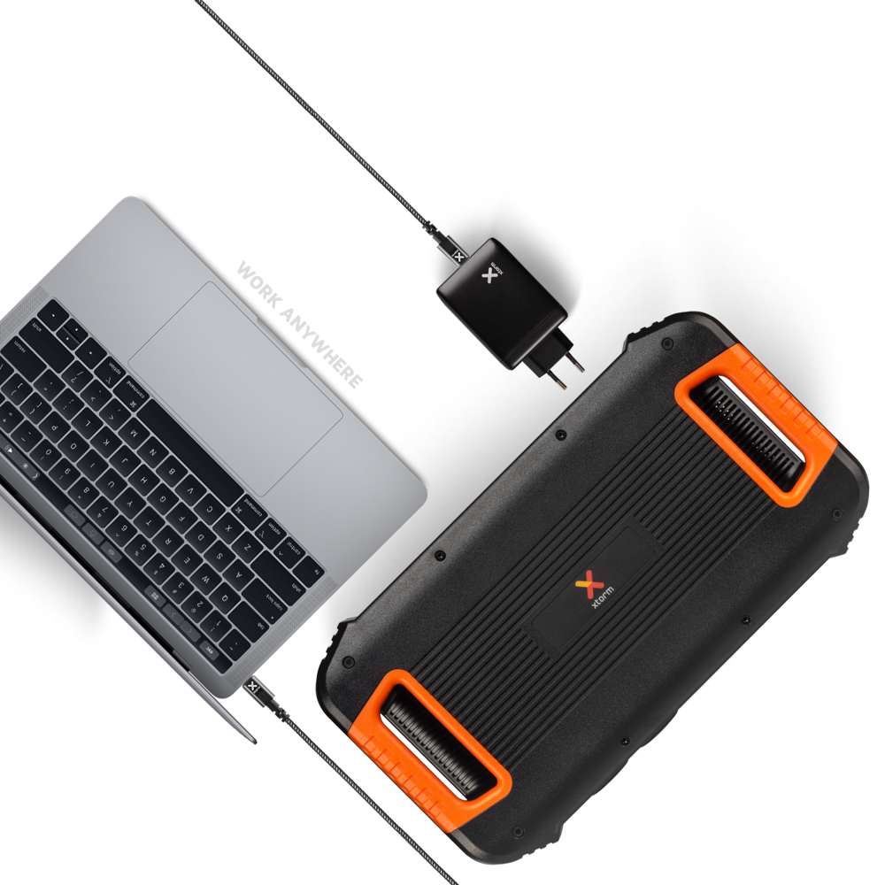 XP1300 - G - Xtreme Draagbare Powerstation - UK Editie - 1300 W - 392000 mAh - Zwart/Oranje - Xtorm NL